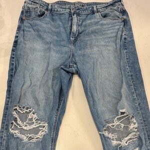 Women’s American Eagle Light Blue Distressed Jeans
